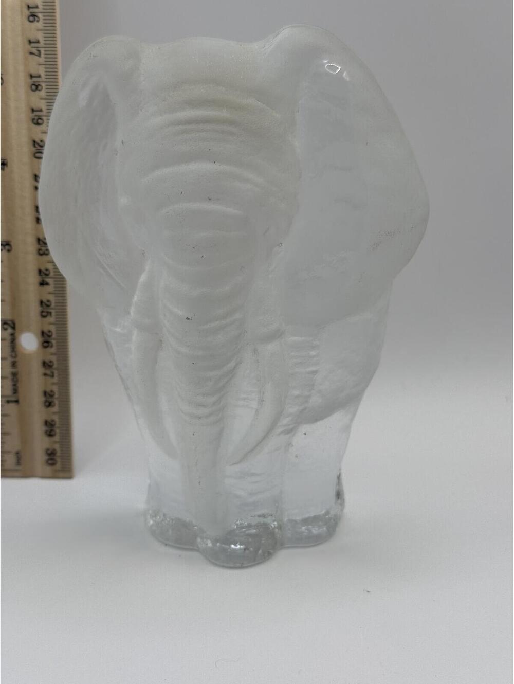 Viking Handmade Frosted Glass Elephant Figurine Sculpture Paperweight